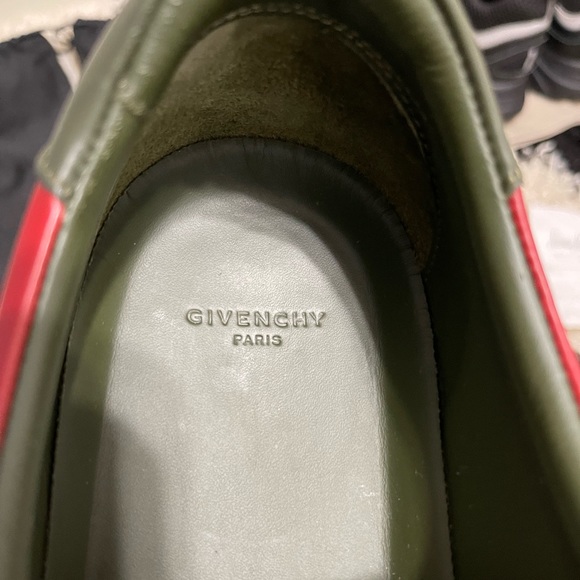 EUC Men’s Size 8 Givenchy Urban Street Leather Low-top Sneakers In Red/Green - Picture 11 of 13